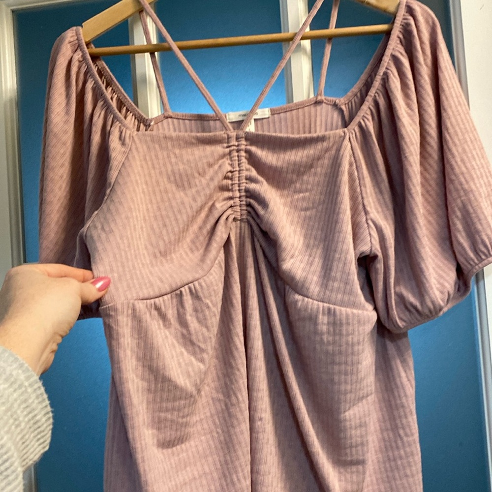 Dusty pink puff sleeve top